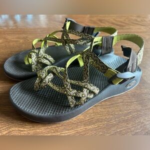 Chaco ZX/2 Yampa Green Kaleidoscope Strappy Sandal Women’s size 8
